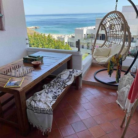 Lovely 2 Bedroom With A Pool In Front Of The Beach Sesimbra Eksteriør billede