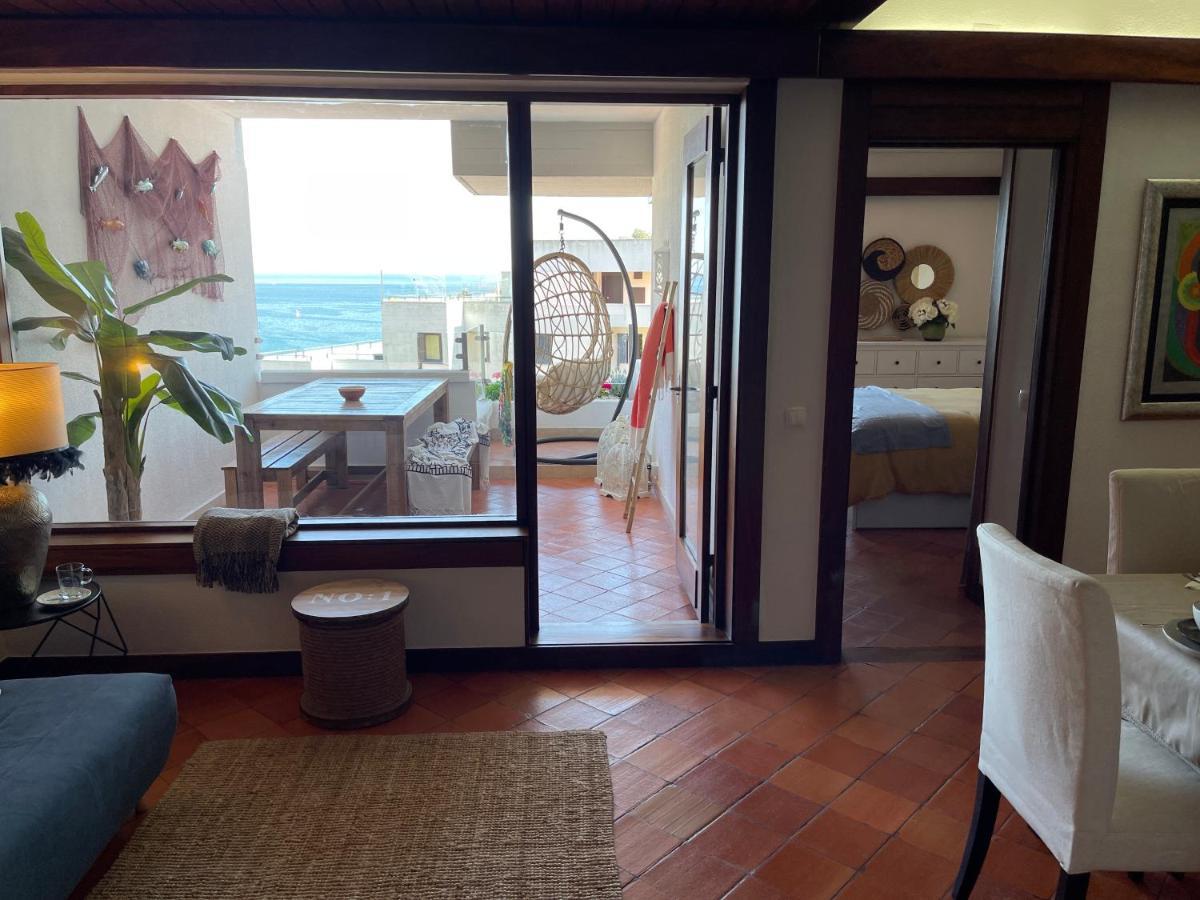 Lovely 2 Bedroom With A Pool In Front Of The Beach Sesimbra Eksteriør billede